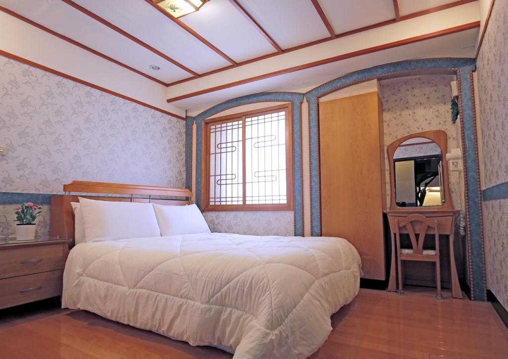 經濟雙人房 (Budget Double Room)