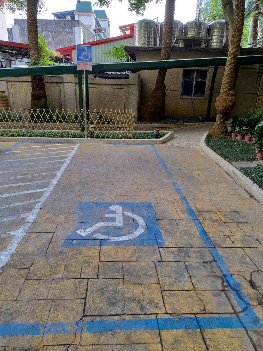 無障礙客房‧設施及友善環境-3