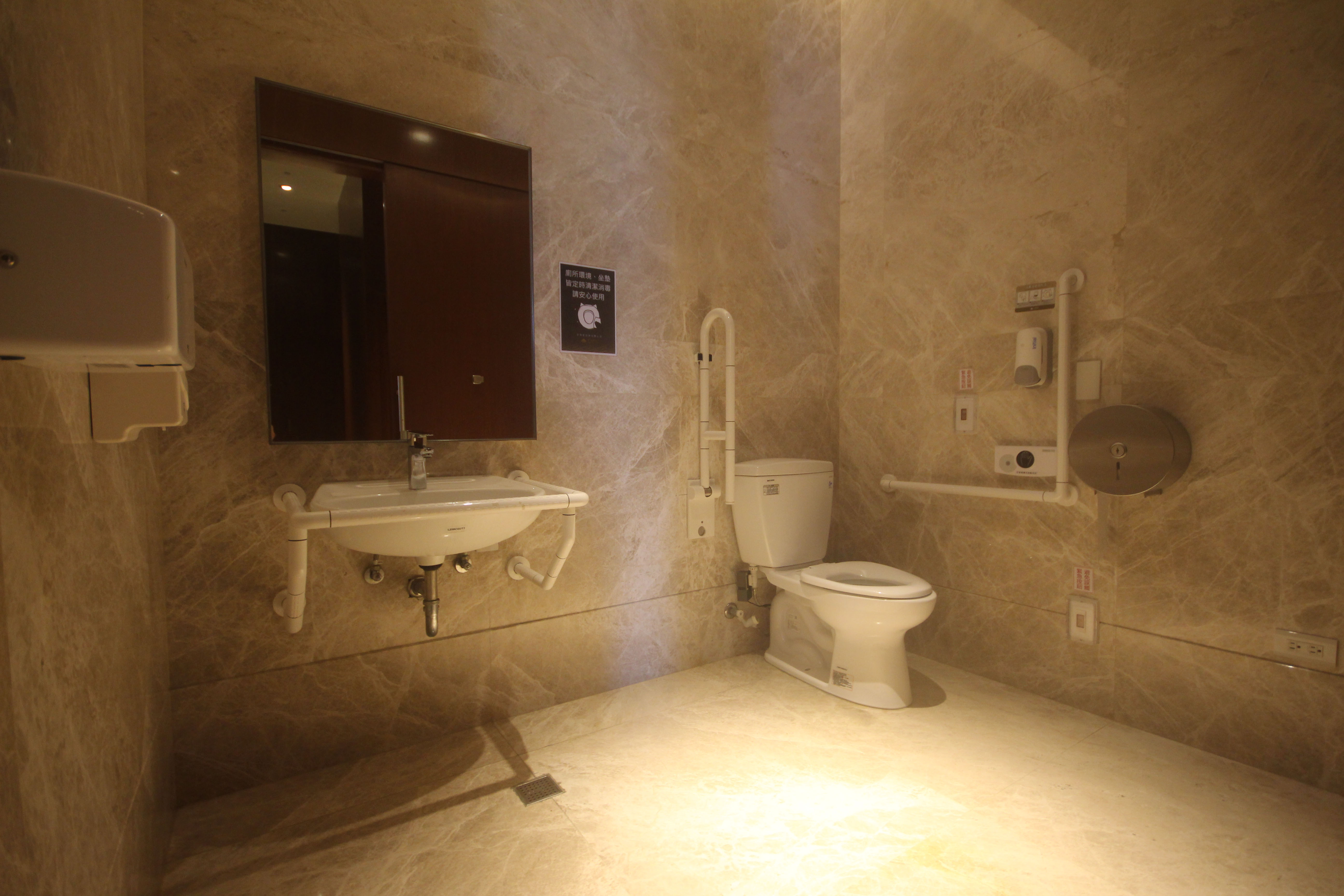 無障礙客房‧設施及友善環境-2