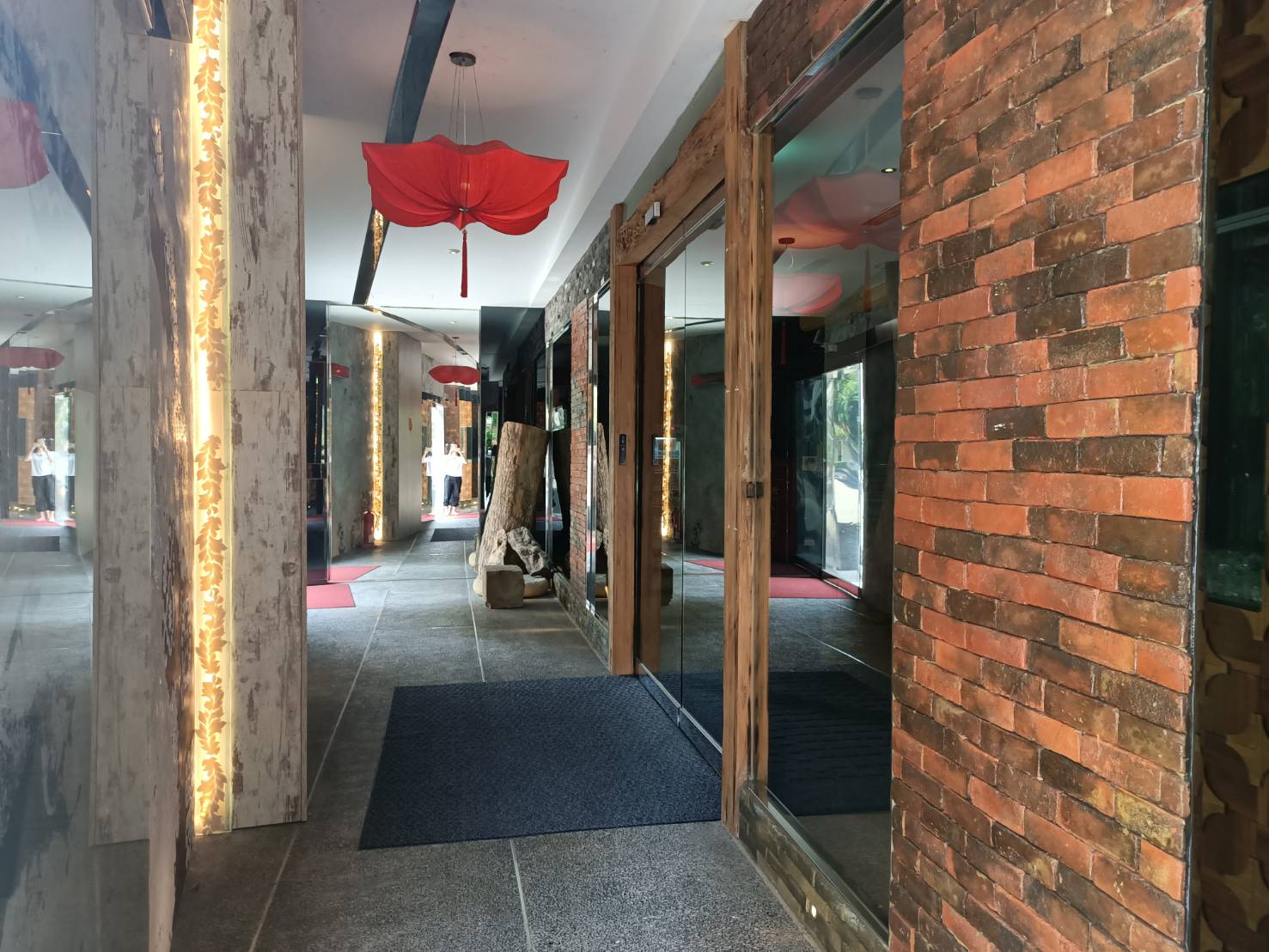 愛聚主題旅館-7