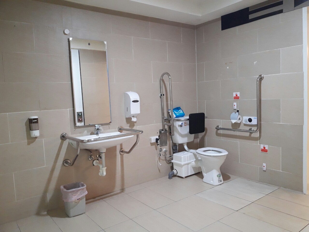 無障礙客房‧設施及友善環境-2