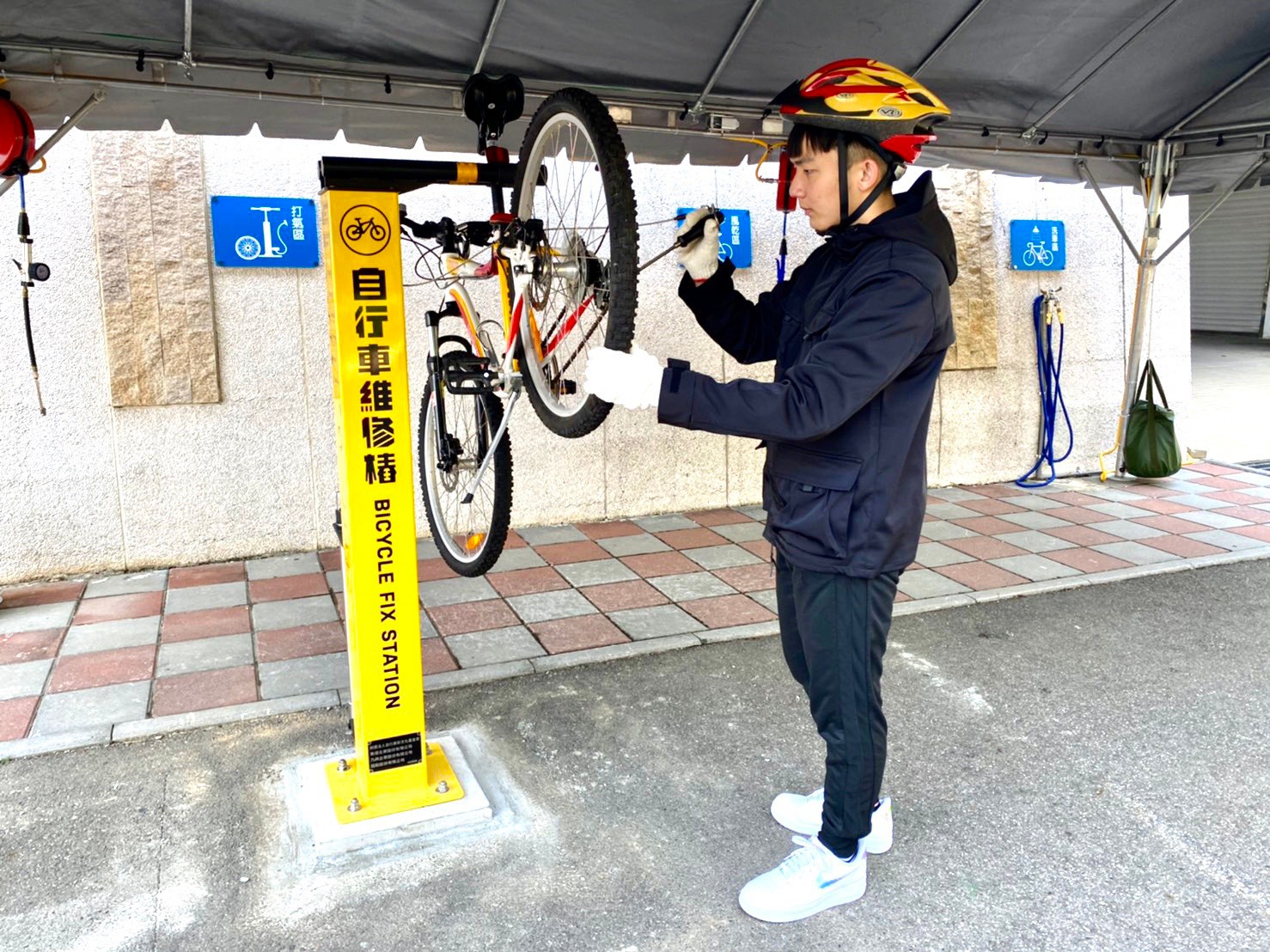 麗寶賽車主題旅店8