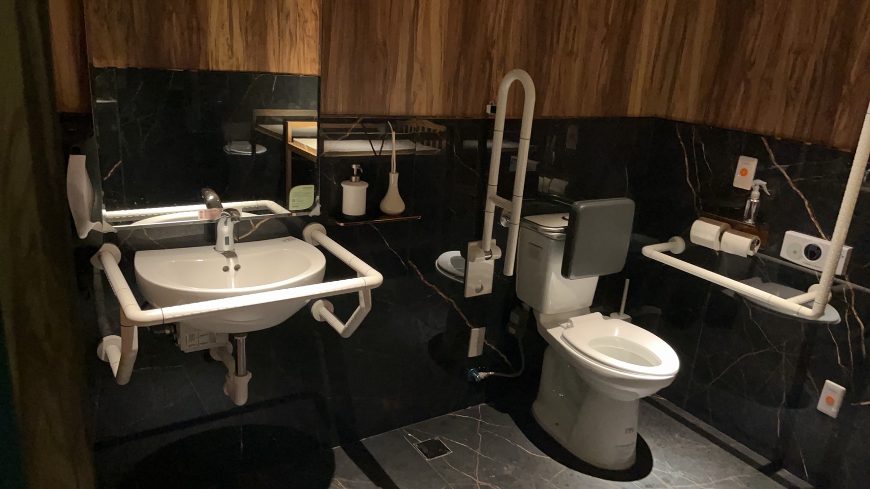 無障礙客房‧設施及友善環境-1