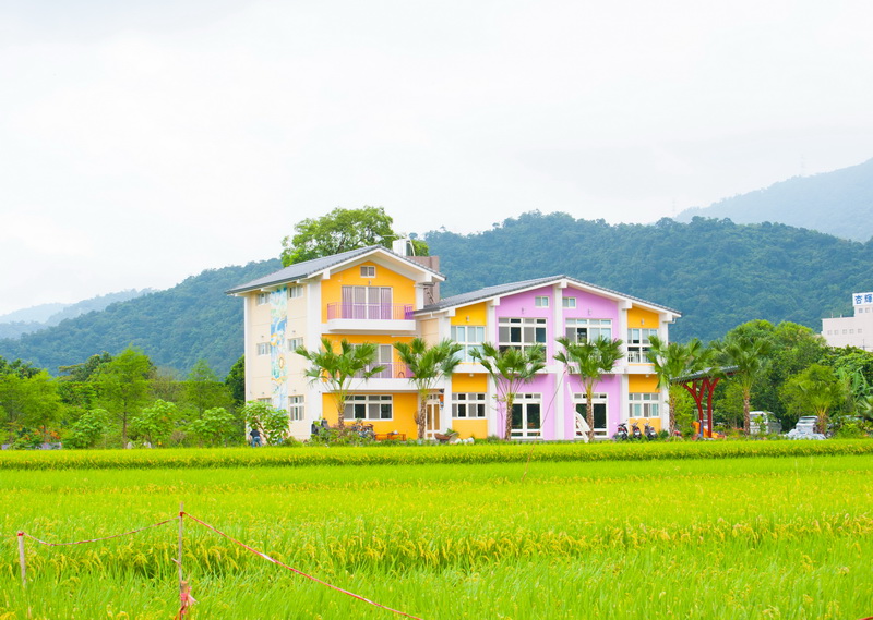 光腳丫民宿遠景