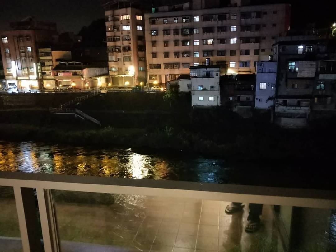 波麗士河堤景觀民宿16