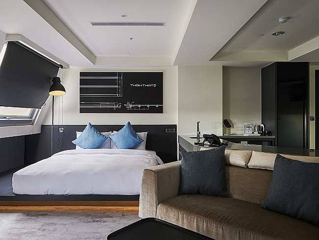 雀客旅館台中黎明-8