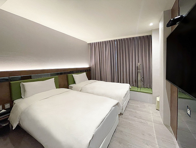 雀客旅館台中青海1