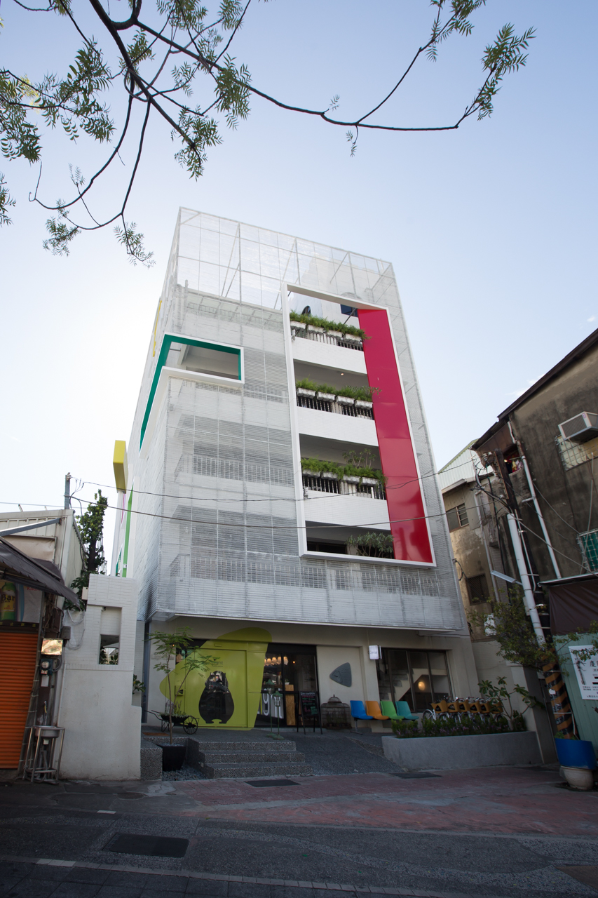 仲青行旅台南館10