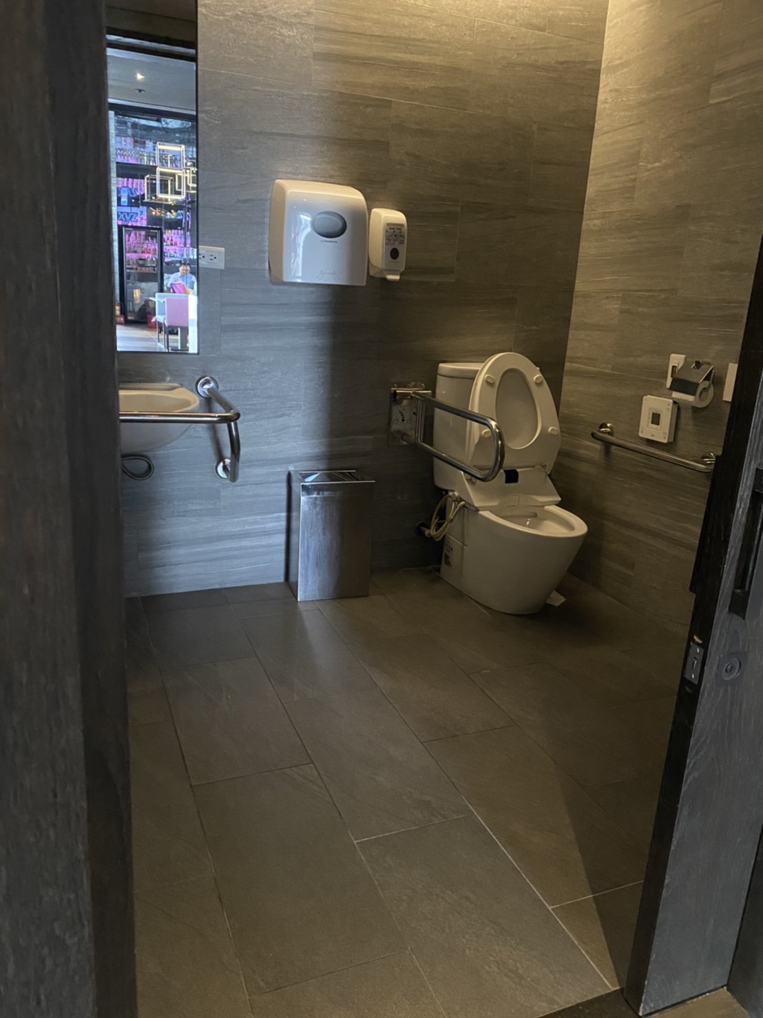 無障礙設施及友善環境-2