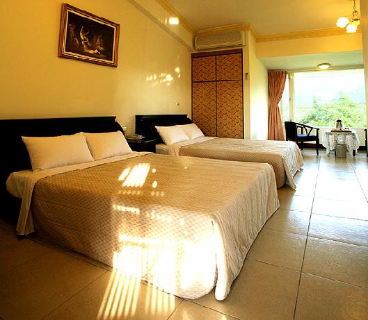 大方花園小木屋民宿2