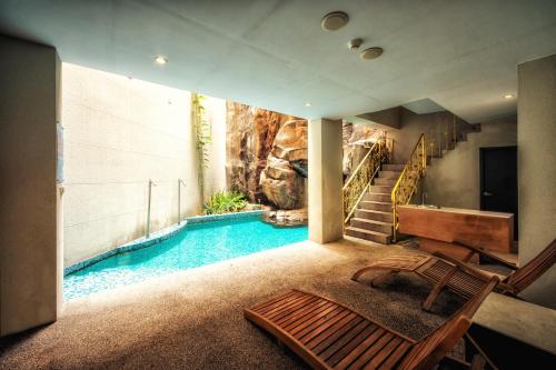 峇里島汽車旅館-1