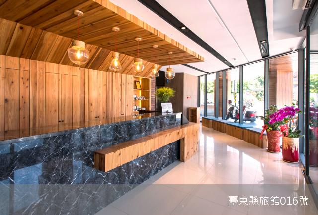旅人驛站鐵花文創館3