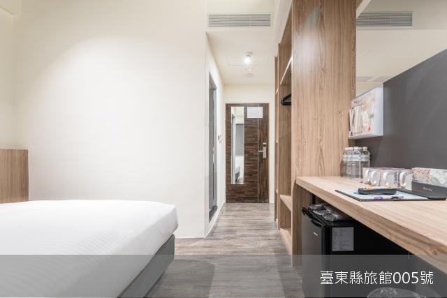 旅人驛站鐵花文創二館10